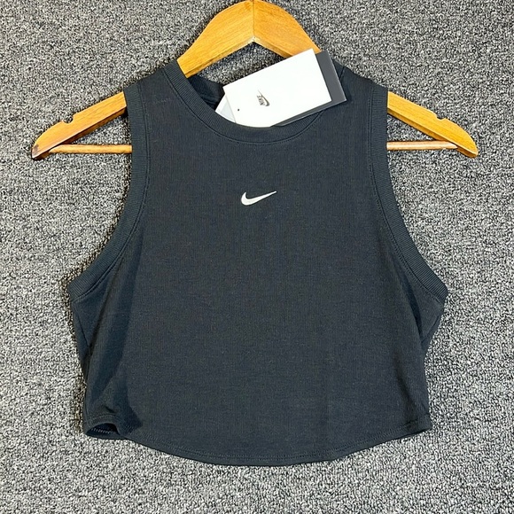 Nike Black Ribbed Crop Tank, Womens Small - Picture 2 of 7